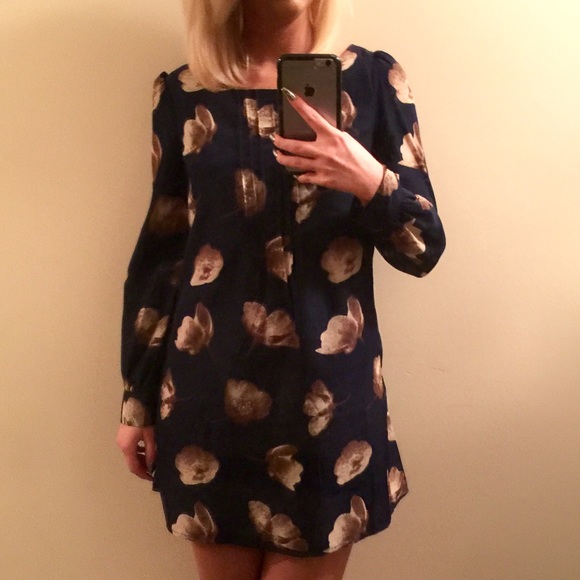 Blu Pepper Blue Floral Shift Dress - Picture 4 of 6